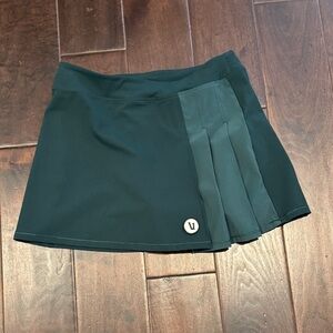 Vuori  Dark Green Pleated Athletic Skirt